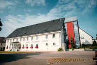 Hotel & Restaurant Ochsen Merklingen Hotels in Laichingen