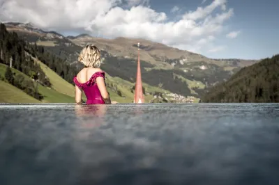 Aktiv- & Wellnesshotel Bergfried Hotels near Hintertux