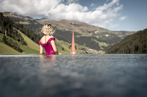 Aktiv- & Wellnesshotel Bergfried Hotels in Tux