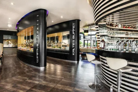 Phoenix7 Отели в г. Мёдлинг