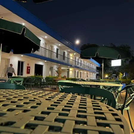 Expo Hotel Guadalajara - Zona Expo Frente Al Centro de Convenciones Отели рядом с достопримечательностью «Выставочный центр Гвадалахары»