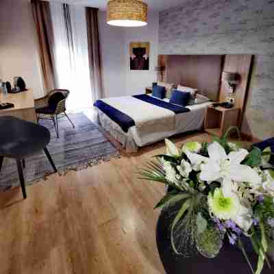 Grand Hôtel Brive Rooms