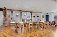 Arctic Ocean Lodge Hotel di Oksnes