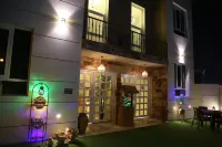 Muscat Royal Suites