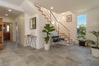 LV Premier La2 Pool, AC, Garden, Sea View
