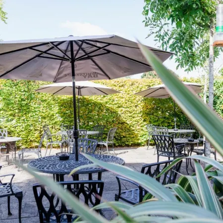 New Flying Horse Inn
