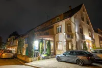 Hotel Restaurant Meteora Hotels in der Nähe von BOXENSTOP Auto · Zweirad · Spielzeug Museum