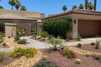 6 Mi to El Paseo Gem with Pool Access!