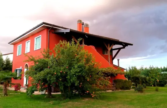 艾德里諾佩雷提農莊酒店