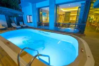 Marmaris Beach Hotel - Pools