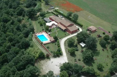 Agriturismo Castro Hotels in Farnese