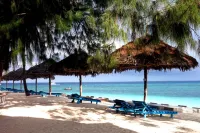 Smiles Beach Hotel - Beach