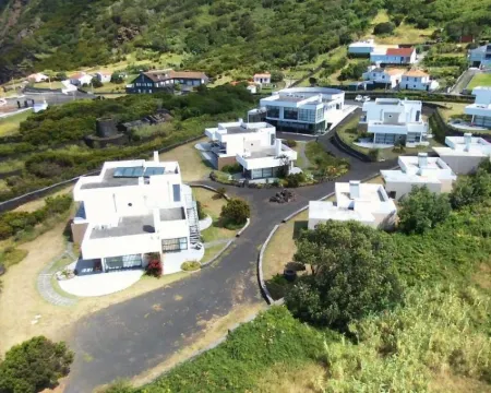 Cantinho Das Buganvilias at Hotels in Velas