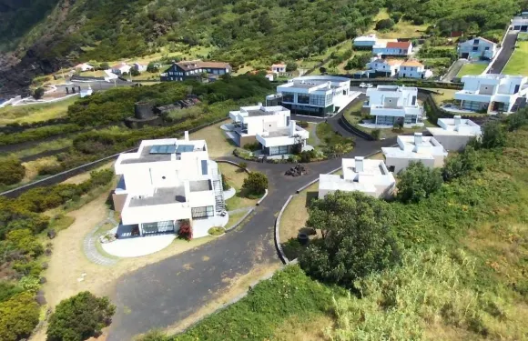 肯汀霍達布根維拉斯酒店