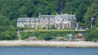 Creag Mhor Lodge