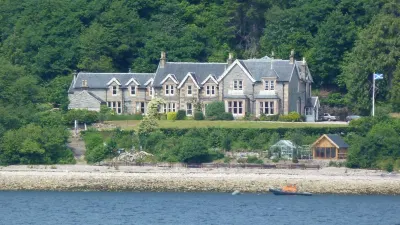 Creag Mhor Lodge
