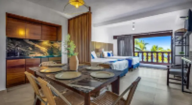 Marboka Hotel & Suites