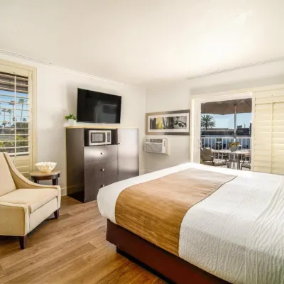 Little Inn by the Bay Newport Beach Hotel Hotels near Newport Beach