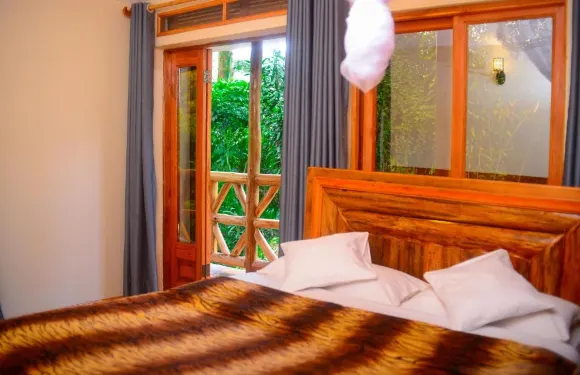 高級探險樂園酒店