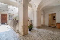 Hotiday Ortigia Opera Hotels in Siracusa