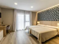 Hotelet ElRetiro Hotels in Cambrils