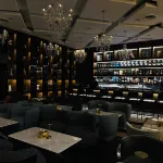 The Avenue Plaza Hotel - Bares