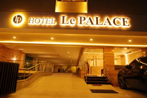 Hotel Le Palace