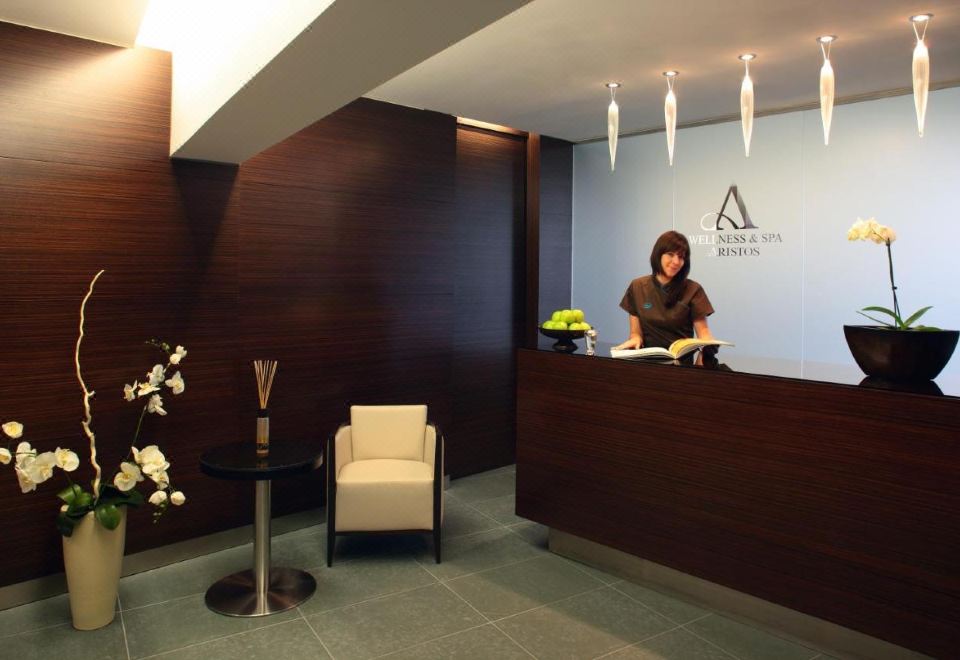 3. 호텔 아리스토스..