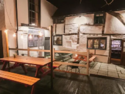 The Rose & Crown Hotels in Godalming