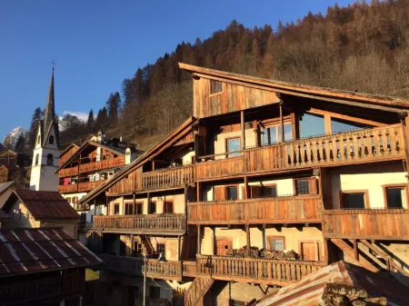 Dormì & Disnà Отели в г. Val di Zoldo