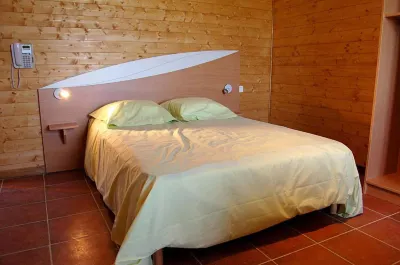 Le Clos Boisé Các khách sạn ở Sernhac
