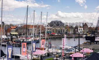 Hotel Snouck Van Loosen