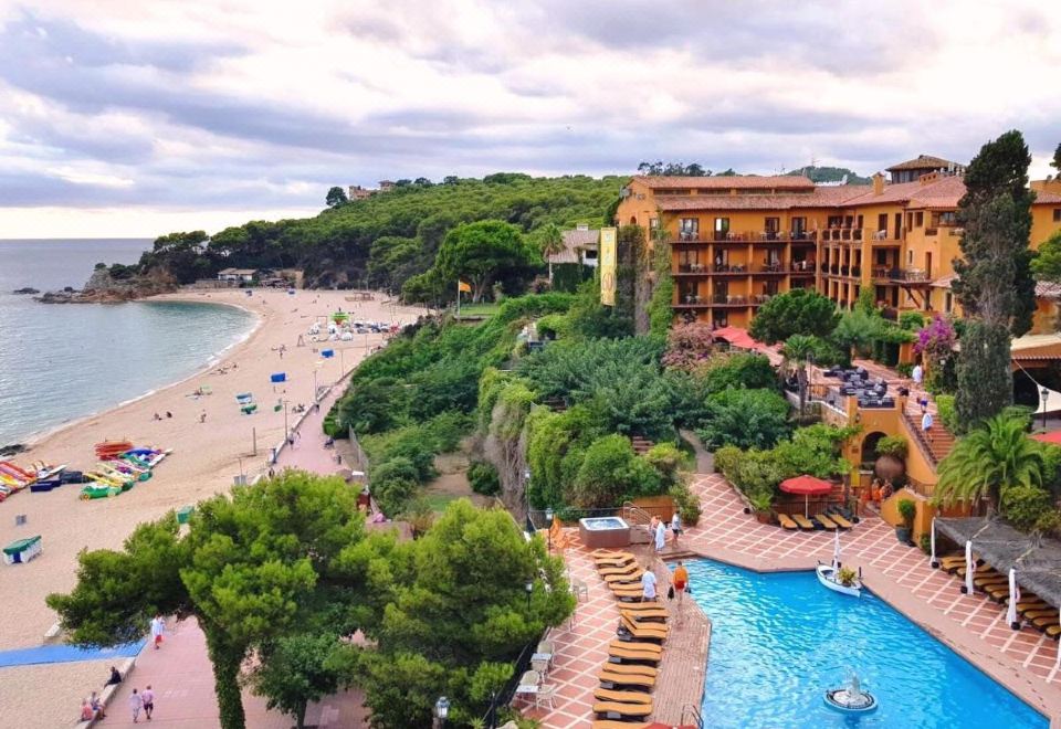 hotel overview picture