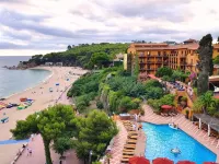 Rigat Park & Spa Hotel - Adults Recommended - บริการรถรับส่ง