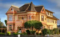 Gingerbread Mansion Hotel di Fortuna