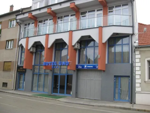 Hotel Uno Hotels in Kecskemet