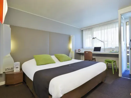 Campanile Senlis Hotels in Chamant