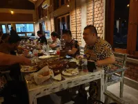 Olinia Airport Hotel - breakfast