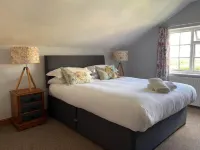 Three Horseshoes Inn 트레빌 호텔