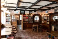 Hotel Bishops Arms Köping Hoteles en Kolbäck