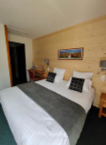 Logis Hotel les Playes