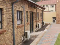 Emperor Lodge and Tours Hotels in Germiston
