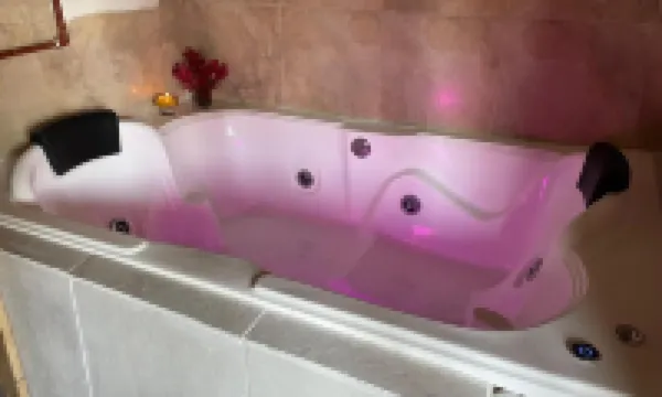 Biohostal Mindo Cloud Forest