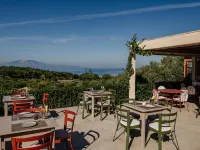 Ilyessa Cottages Hotéis em Alykes