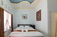 Puri Karimunjawa RedPartner - 2-Star
