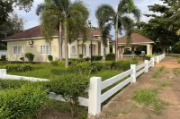 Kirirom Hillside Resort Hotels near វិទ្យាស្ថានបច្ចេកវិទ្យាគីរីរម្យ Kirirom Institute of Technology (KIT)