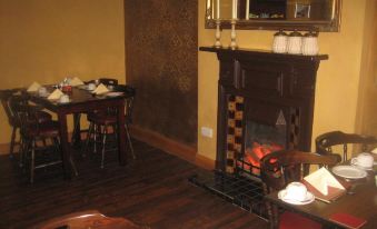 Ashleigh House Bed & Breakfast