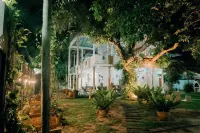 SkyPort Villa - Villas