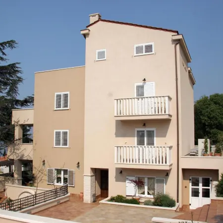 Hotel Abalone