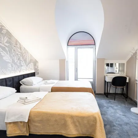 Garni Hotel Lotos